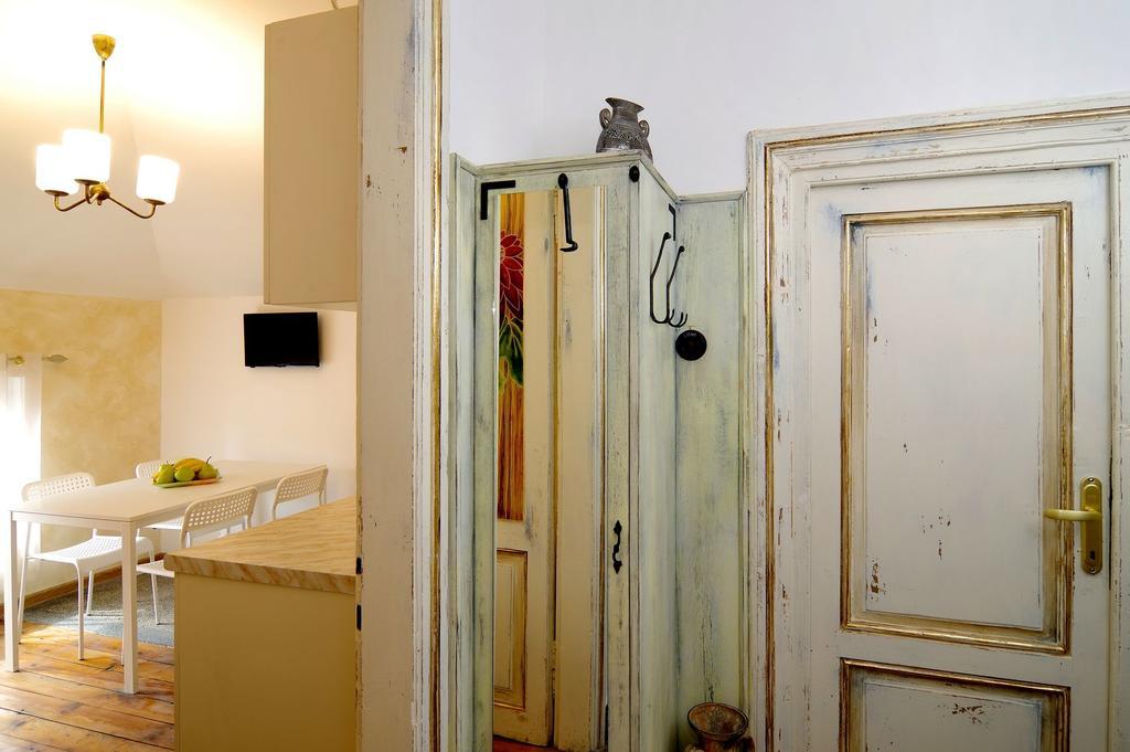 بورغاس Art Guesthouse Vintage المظهر الخارجي الصورة